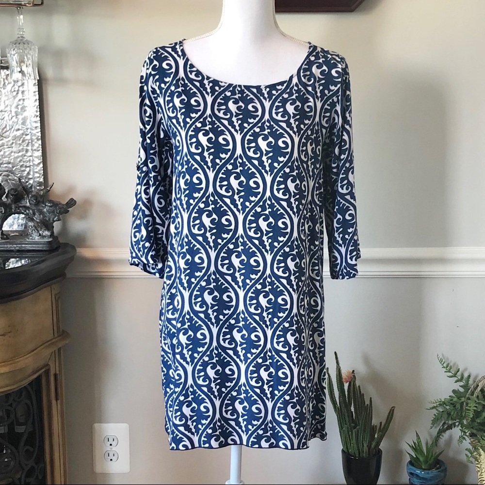 escapada Navy & White Print Shift Dress
